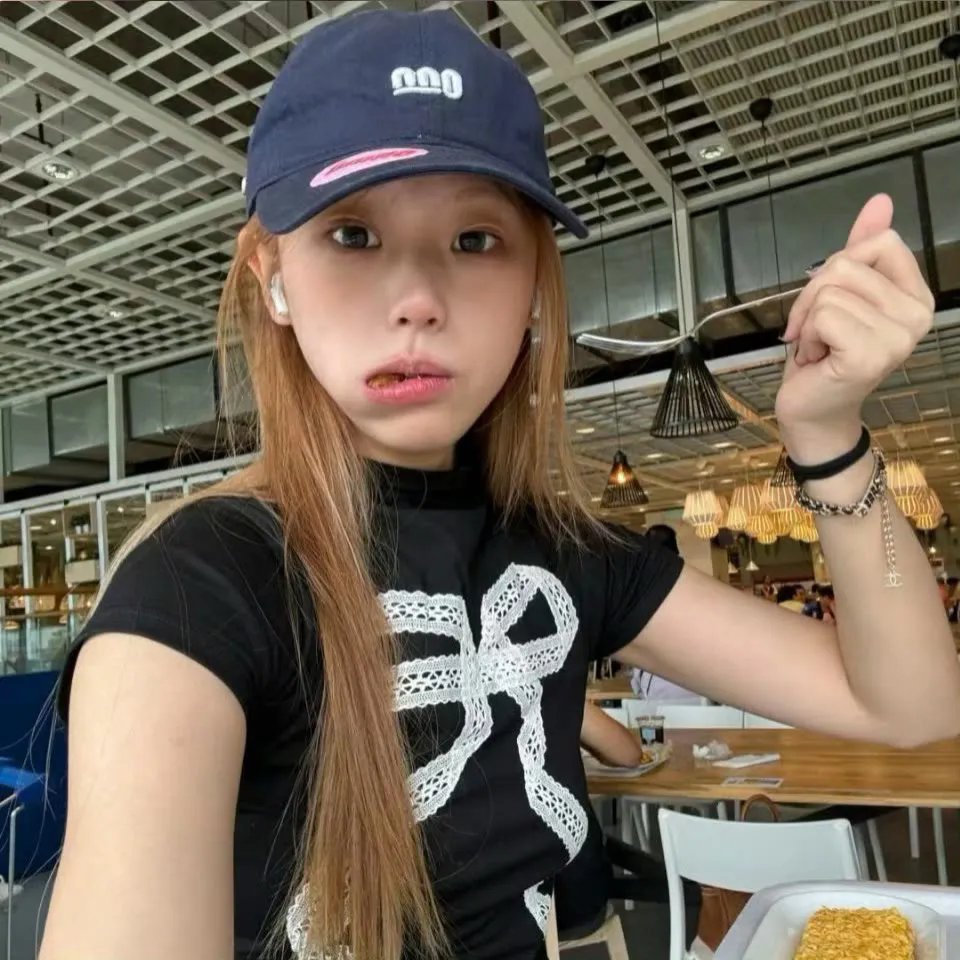 妓女。演员。皮条客